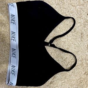 Nike Dri-fit medium sports bra